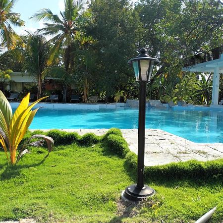 Lucky Beach Resort Trincomalee Luaran gambar