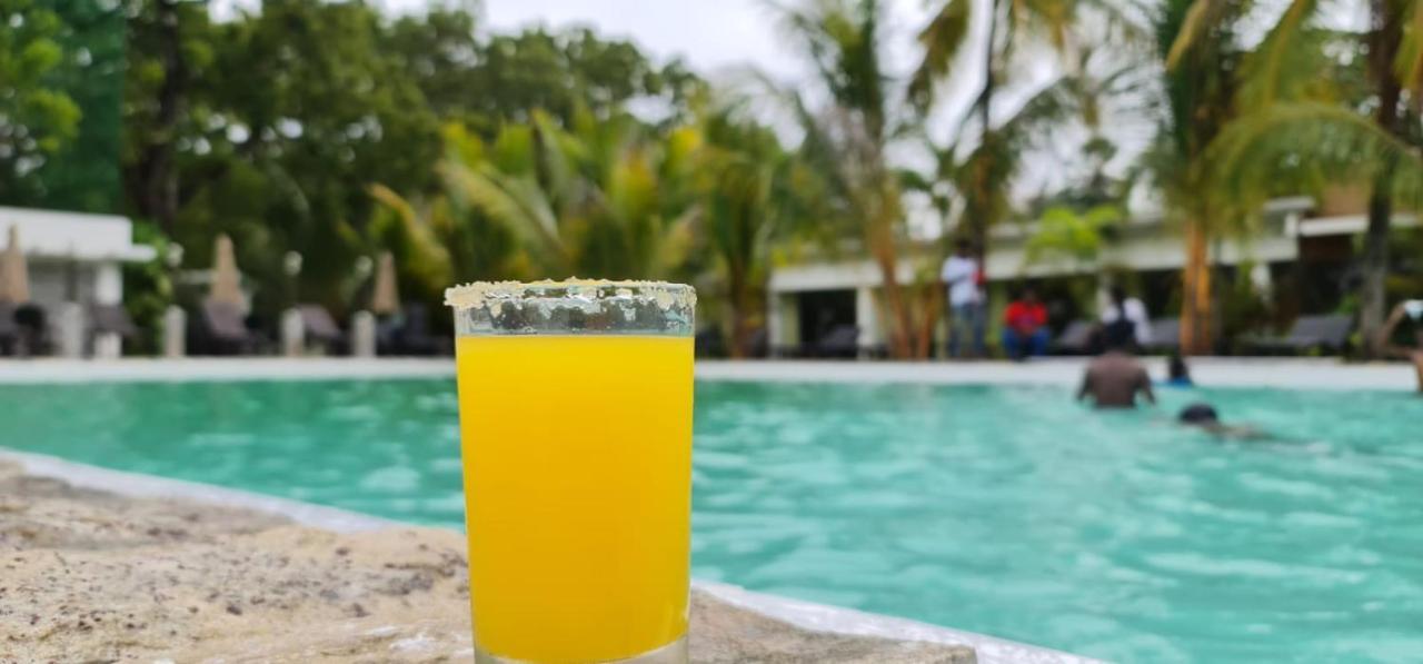 Lucky Beach Resort Trincomalee Luaran gambar