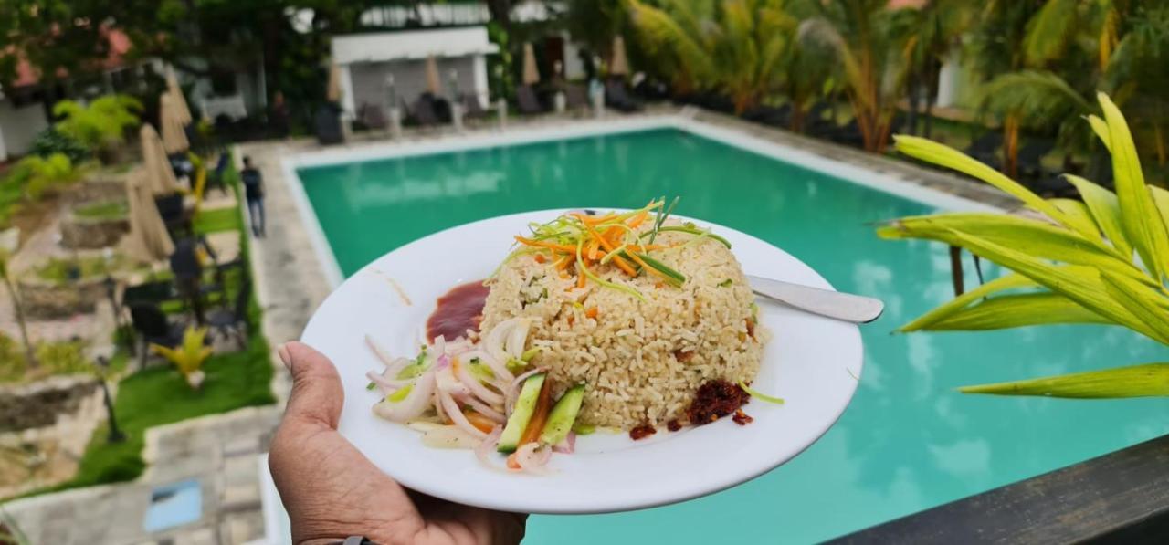 Lucky Beach Resort Trincomalee Luaran gambar