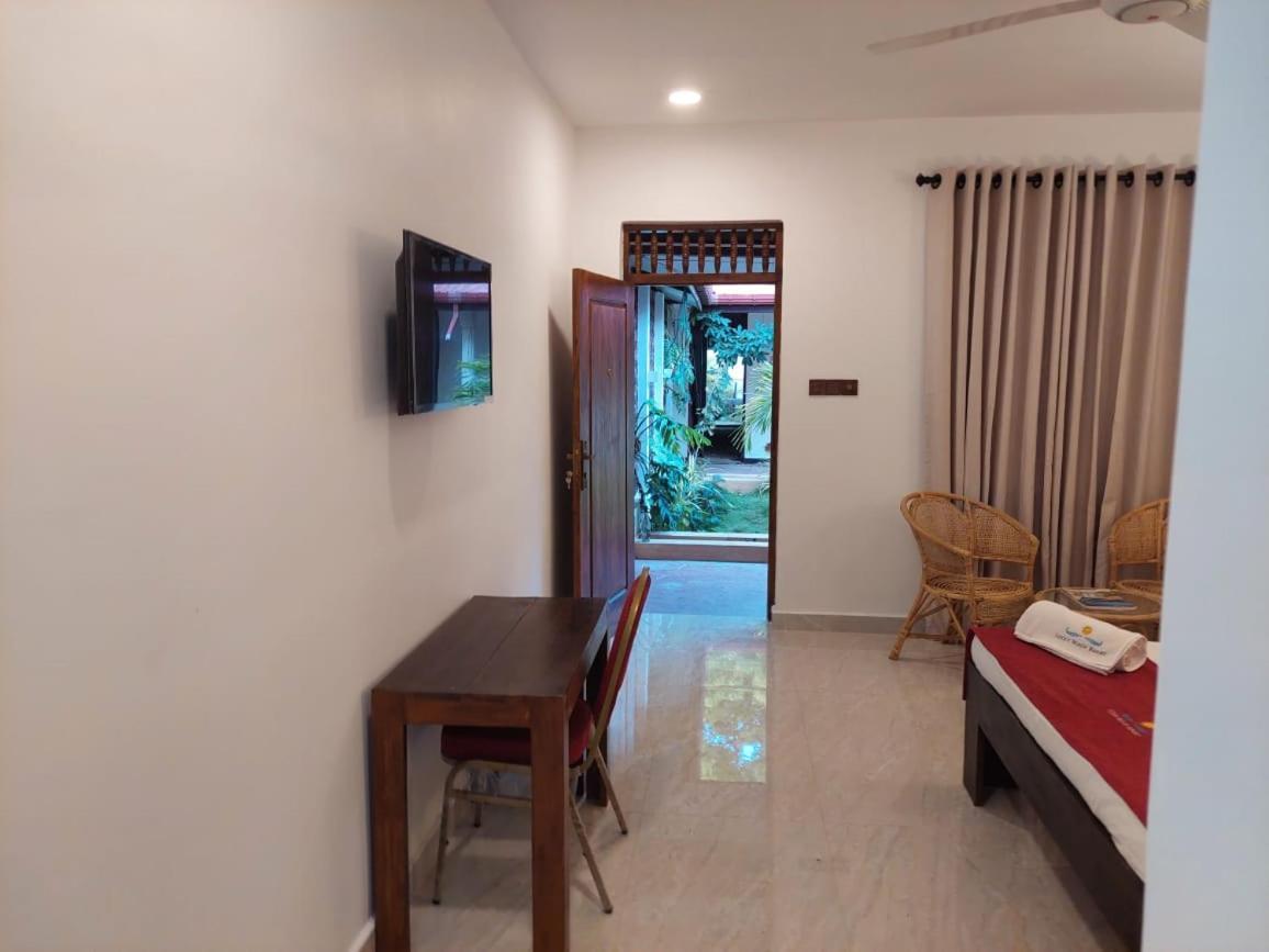 Lucky Beach Resort Trincomalee Luaran gambar