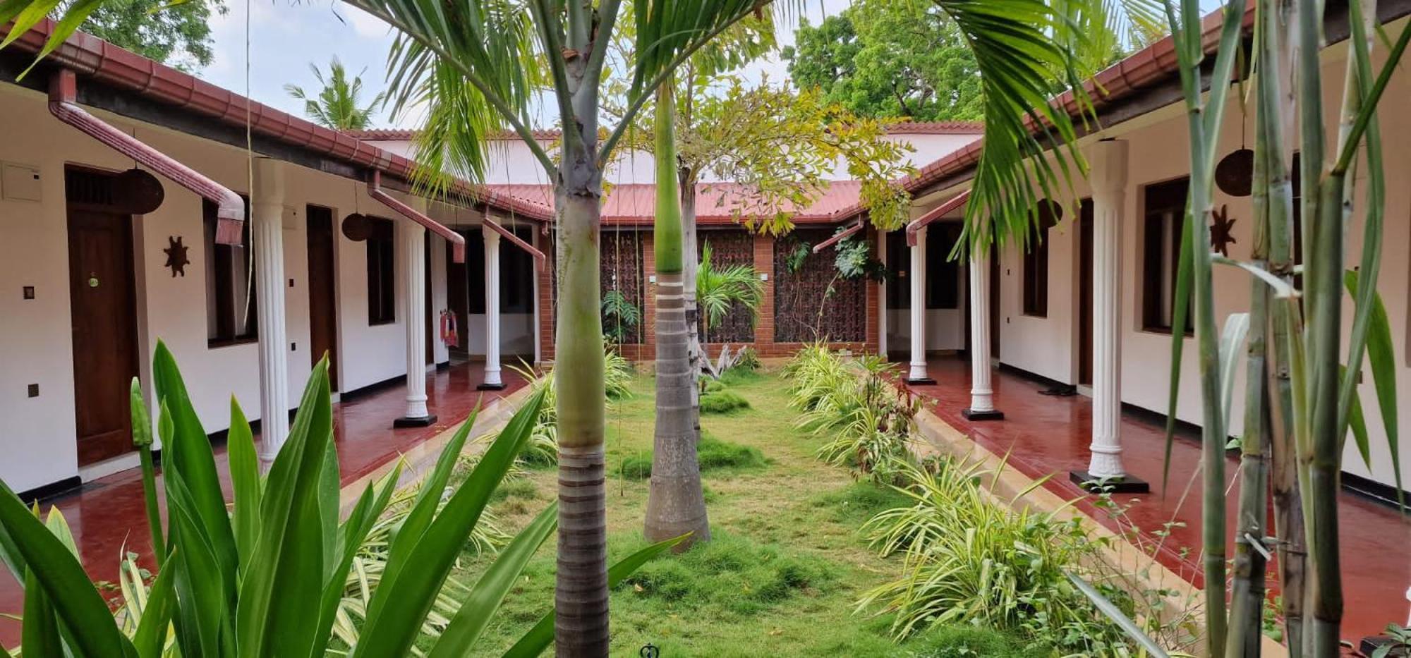 Lucky Beach Resort Trincomalee Luaran gambar